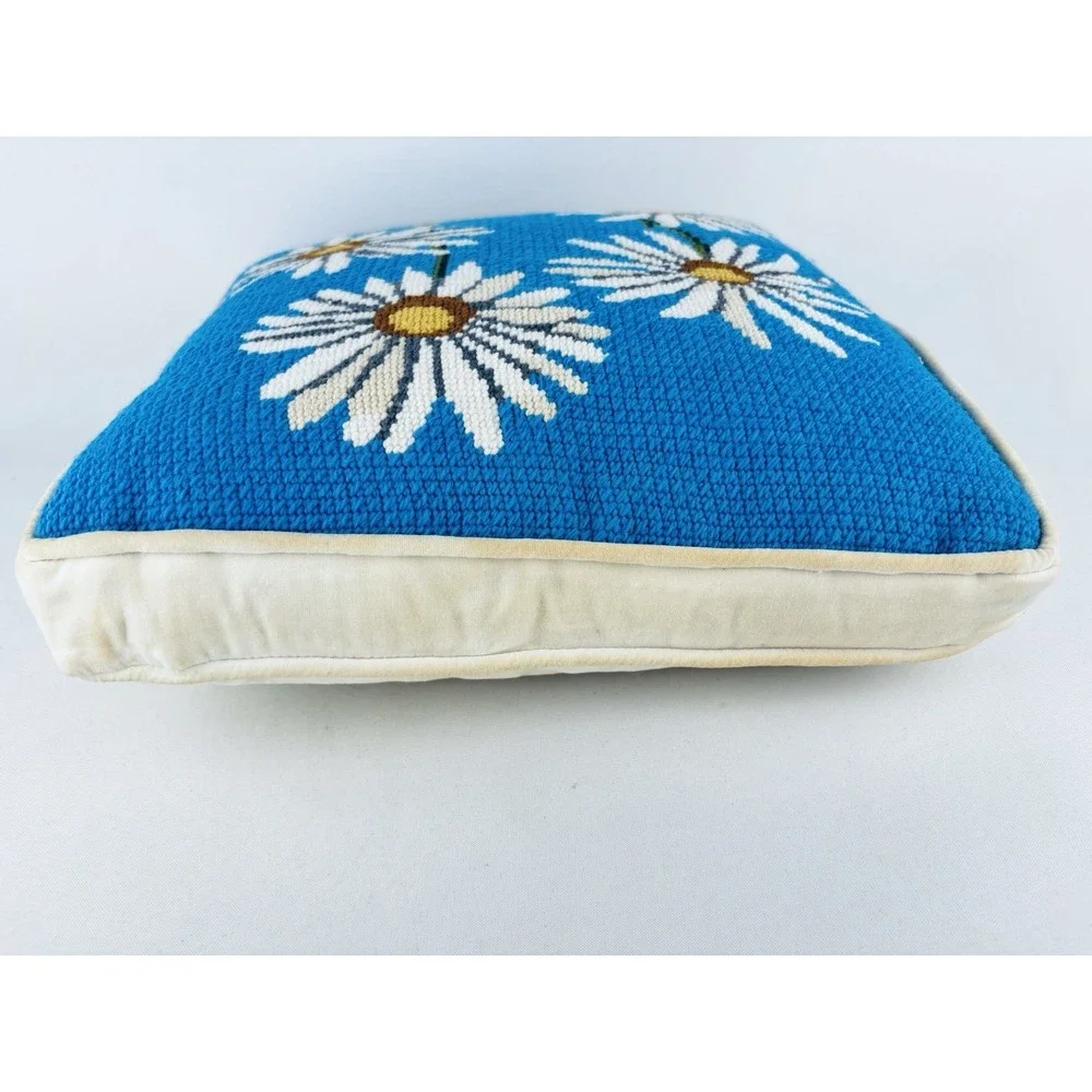 Vintage Needlepoint Daisy Floral Throw Pillow 14